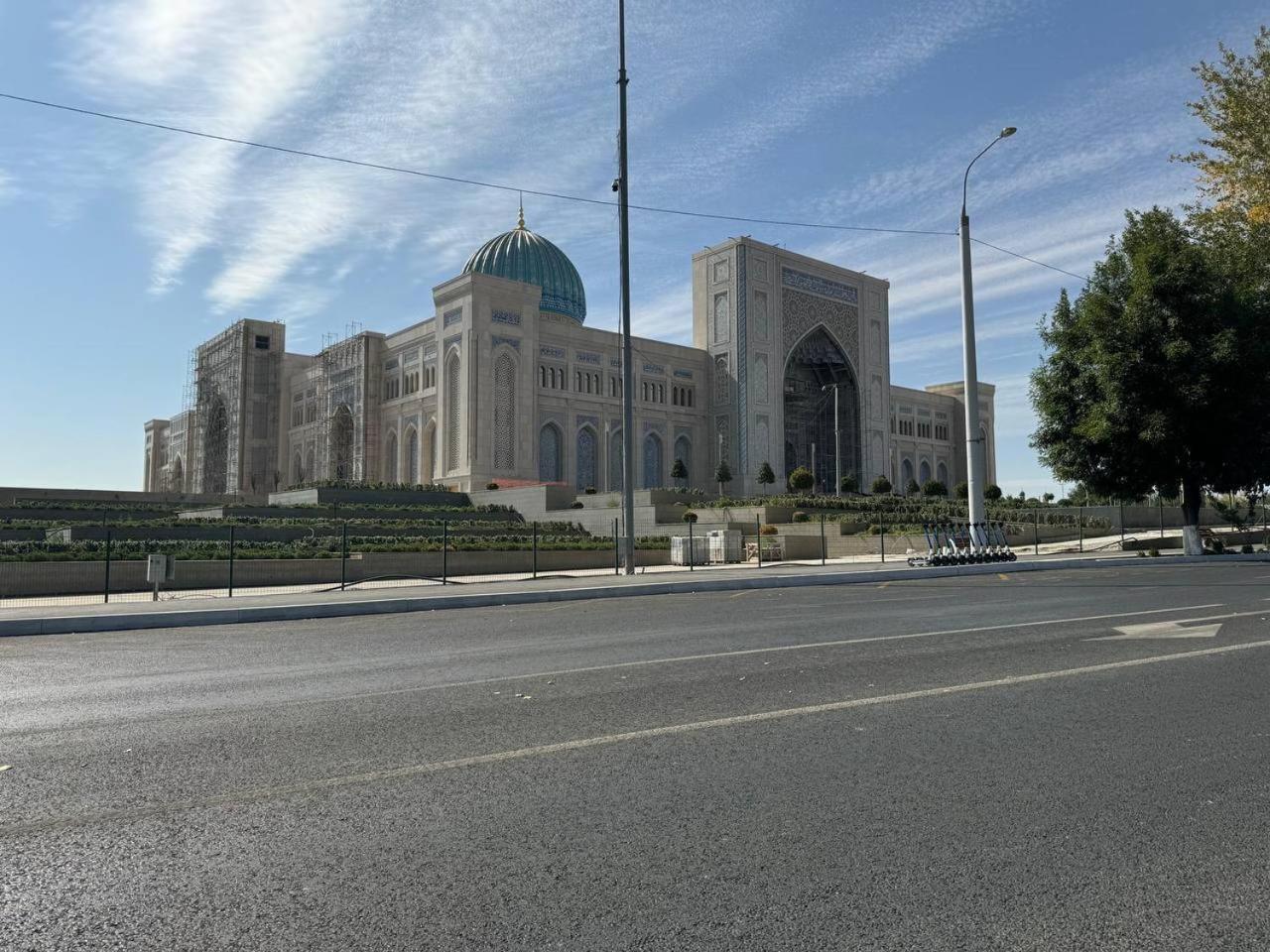 Abay Street- Tashkent City Center Exterior photo