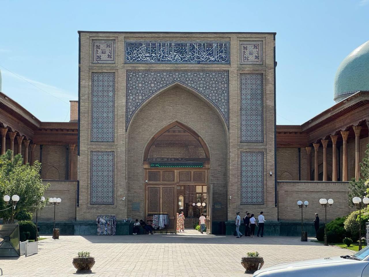 Abay Street- Tashkent City Center Exterior photo