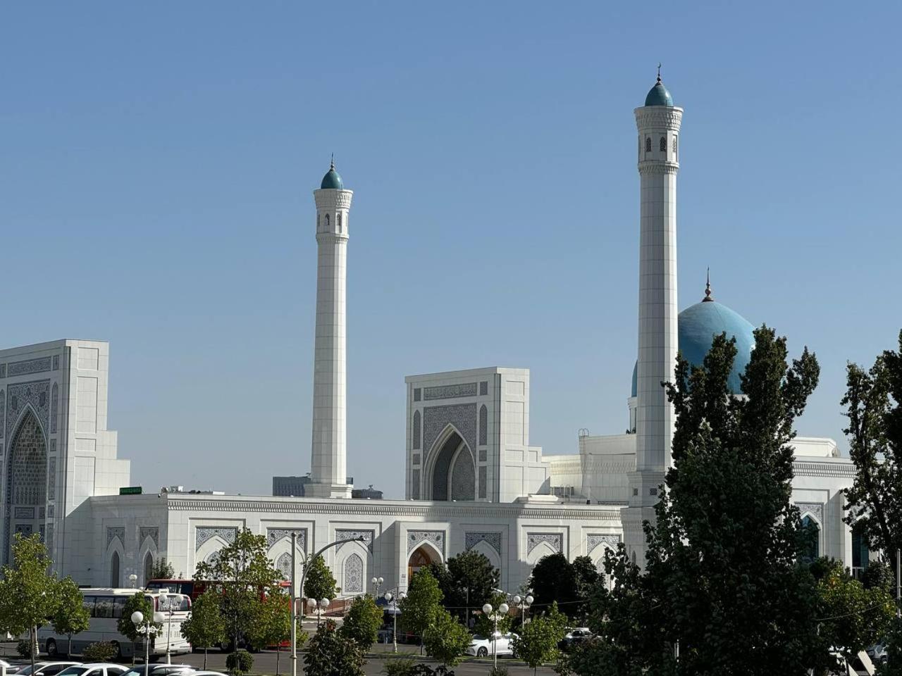 Abay Street- Tashkent City Center Exterior photo